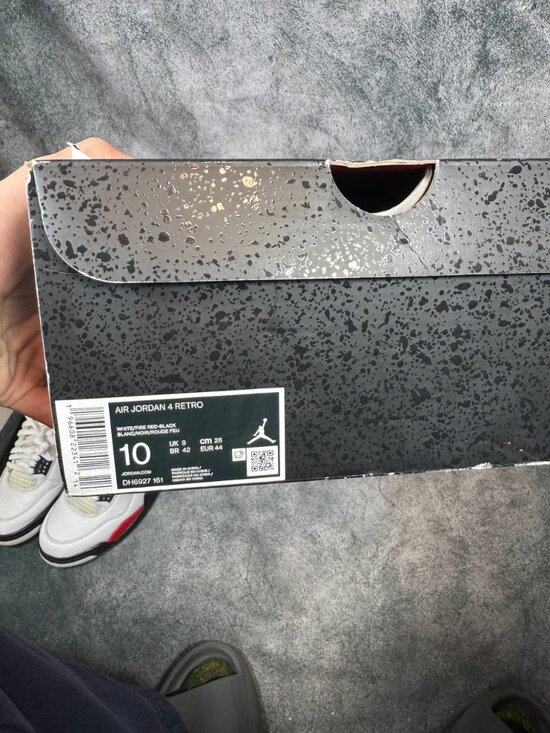 Size 10 | Jordan 4 Red Cement With Box | Pre-Owned main image 8